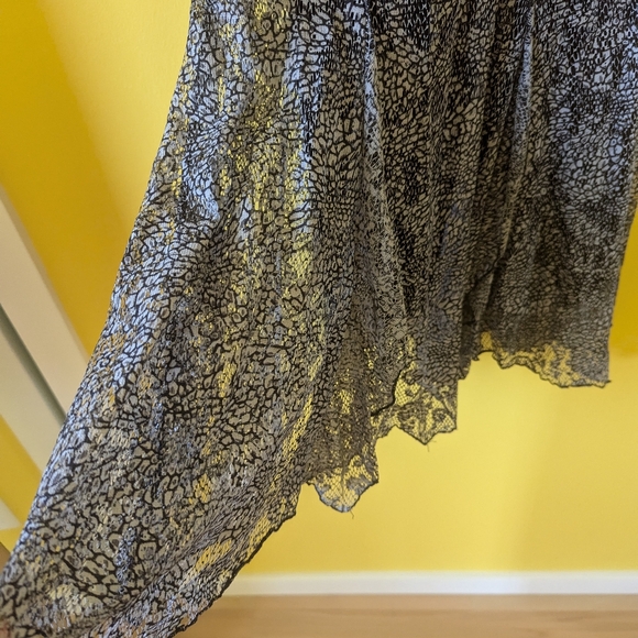 Dress - Picture 5 of 8